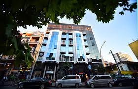 Era Palace