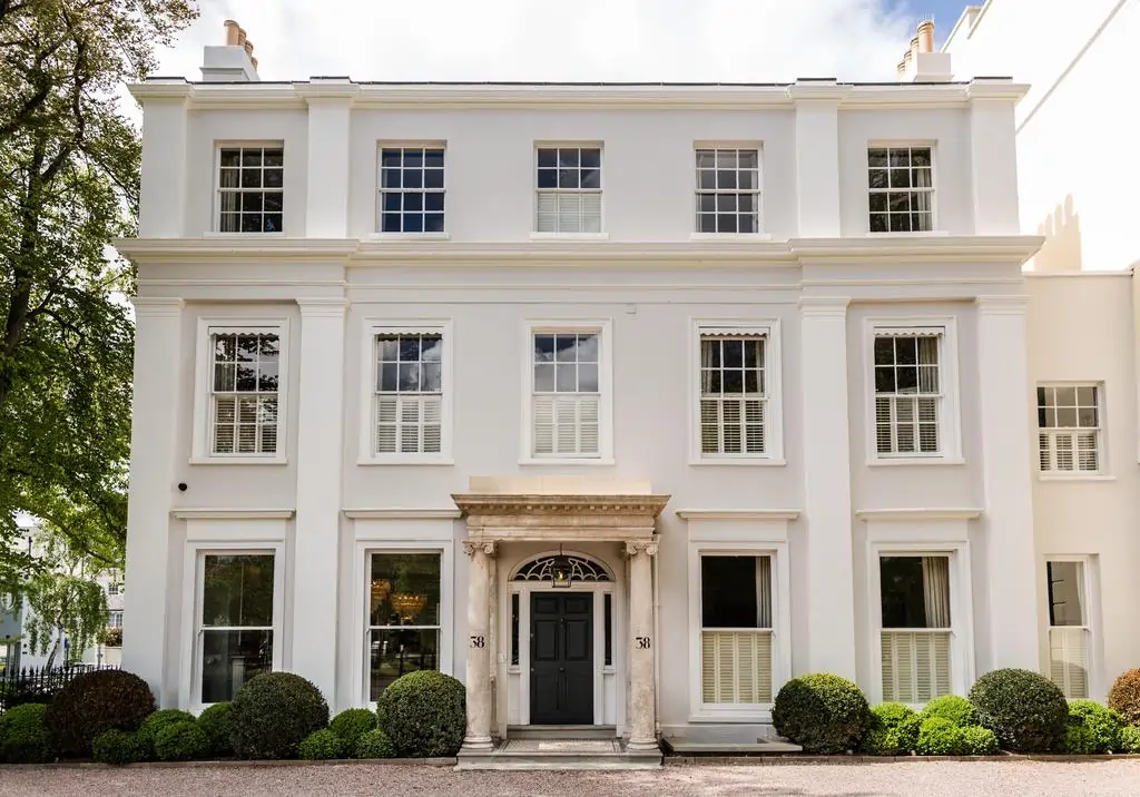 EleganceGeorGian House