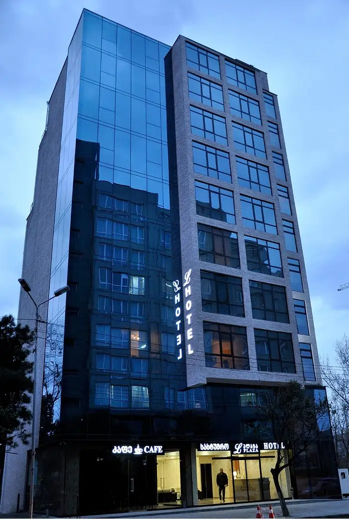 Lplaza