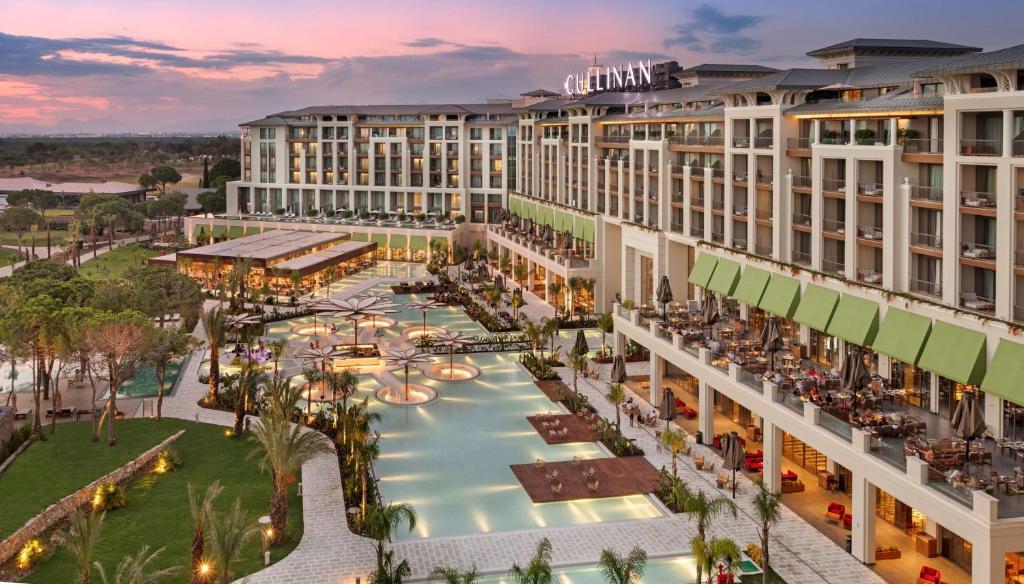 Culinan Gold And Resort