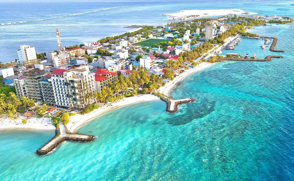 Kani Palm Beach
