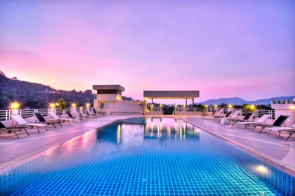 Ashlee Plaza phuket