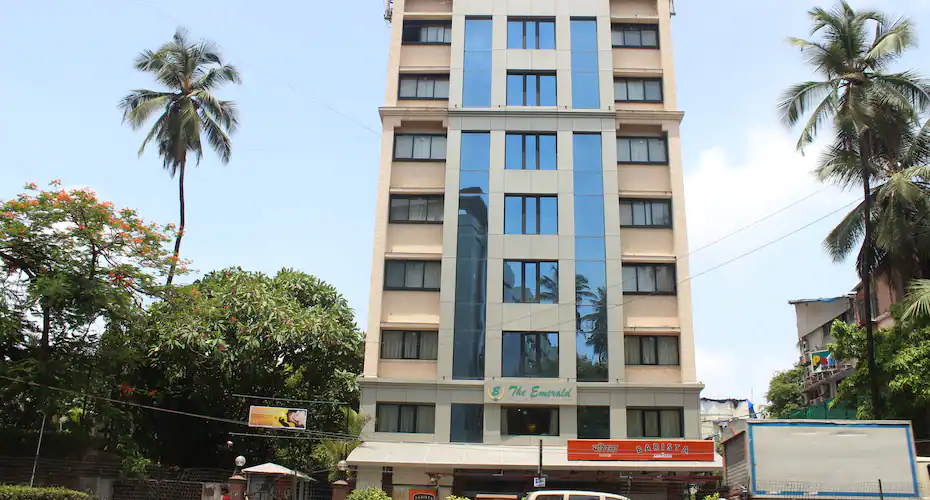 The Emerald Hotel And Executive Apartments
