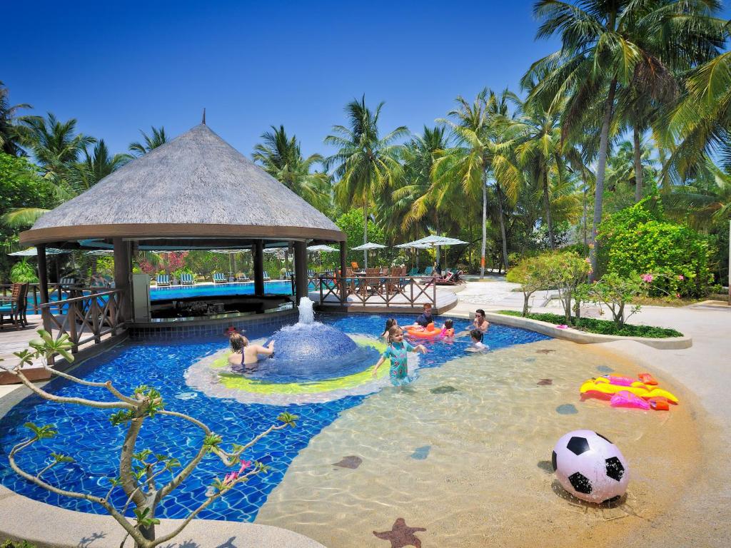 BANDOS ISLAND RESORT