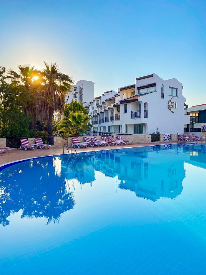 Sentinus Hotel