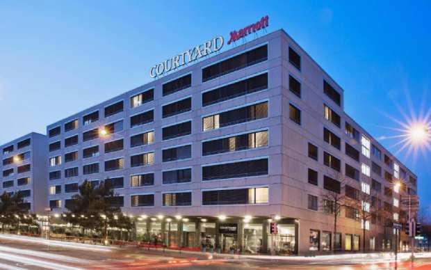 Courtyard By Marriott Zurich North