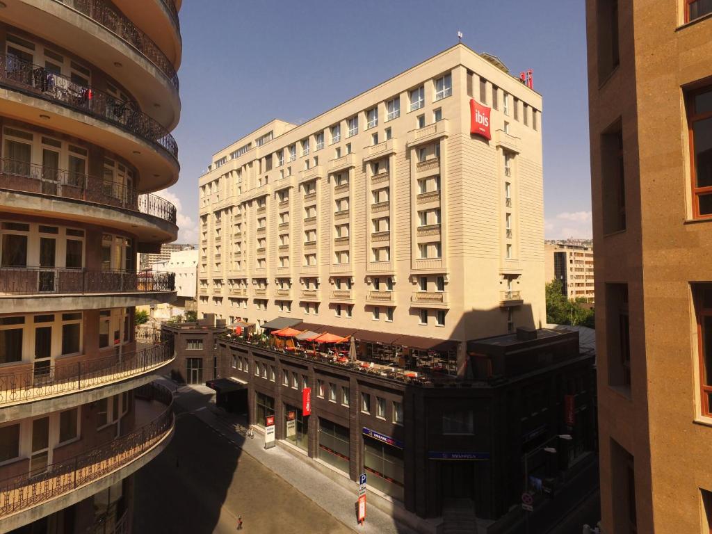 ibis hotel yerevan